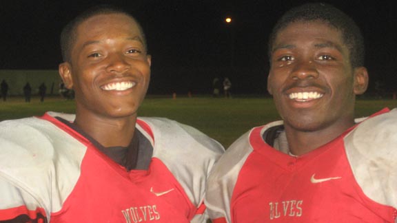 Derrick Reynolds and Kyle Jean are all-state nominees from Van Nuys. Photo by Ronnie Flores. 